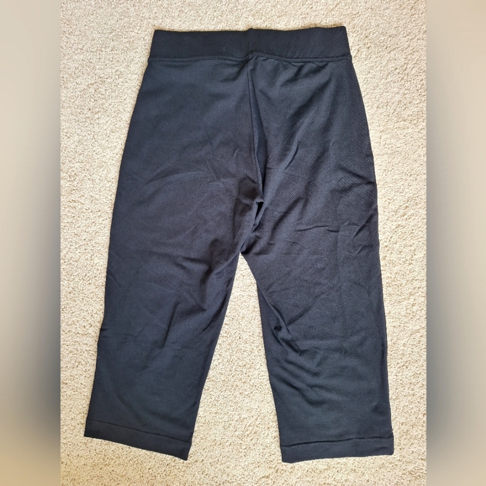 Lands End Women' Black Wide Leg Cropped Pull-on Athletic Pants - Size Medium - Picture 7 of 9